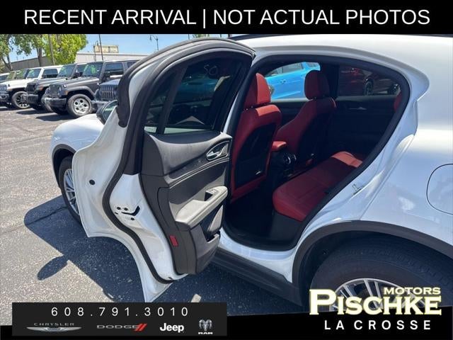 2024 Alfa Romeo Stelvio Sprint AWD