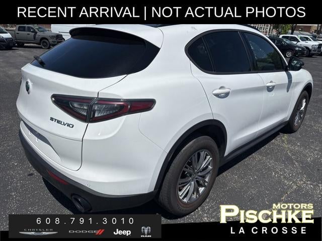 2024 Alfa Romeo Stelvio Sprint AWD