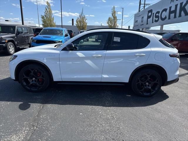 2024 Alfa Romeo Stelvio Veloce AWD