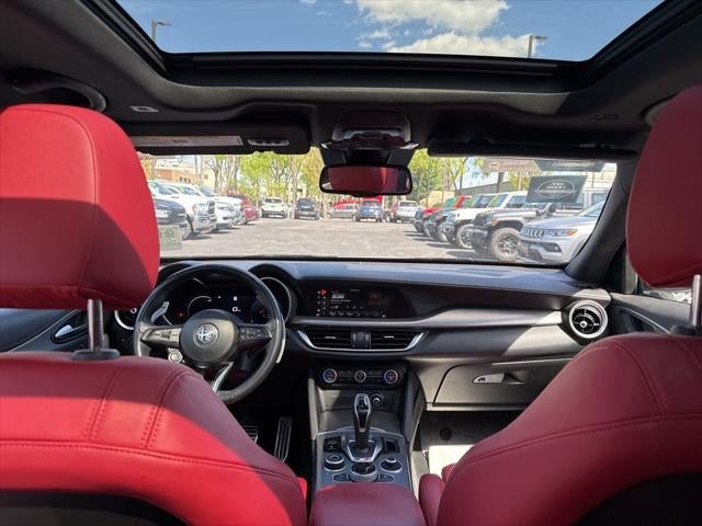 2024 Alfa Romeo Stelvio Veloce AWD