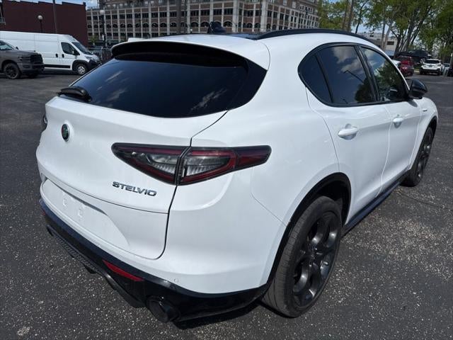 2024 Alfa Romeo Stelvio Veloce AWD