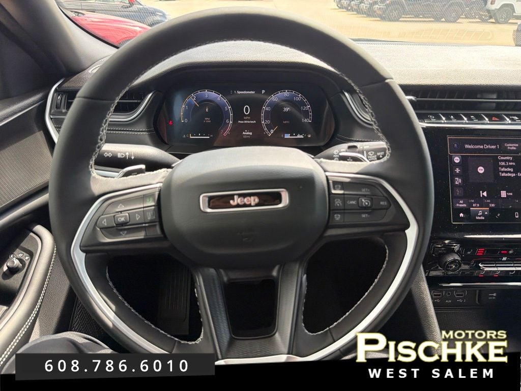 2025 Jeep Grand Cherokee Laredo X 4x4