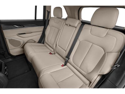 2025 Jeep Grand Cherokee Laredo X 4x4