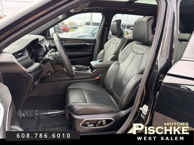 2025 Jeep Grand Cherokee Overland 4x4