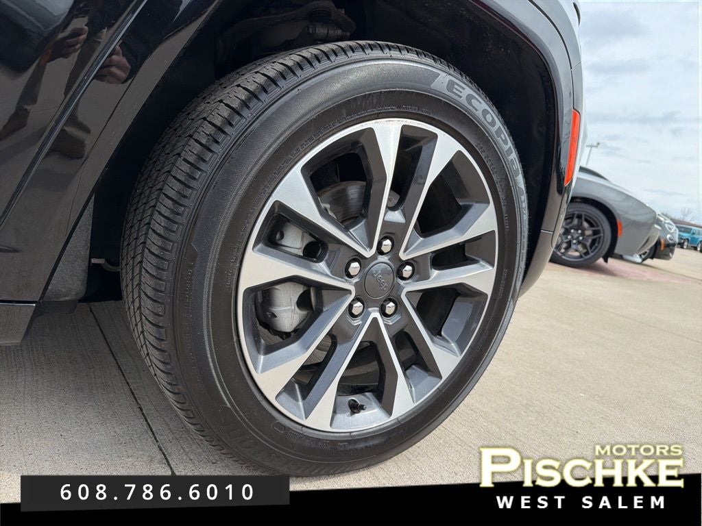 2025 Jeep Grand Cherokee Overland 4x4