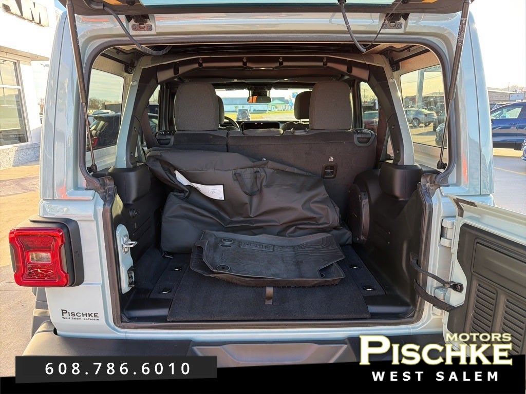 2024 Jeep Wrangler 4-Door Willys 4x4