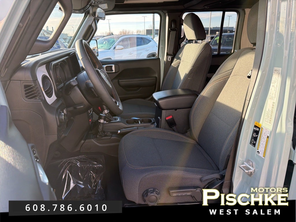 2024 Jeep Wrangler 4-Door Willys 4x4