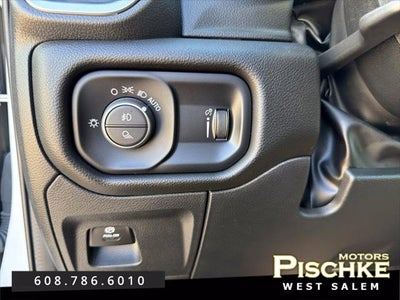 2023 RAM Ram 1500 Big Horn Crew Cab 4x4 5'7' Box