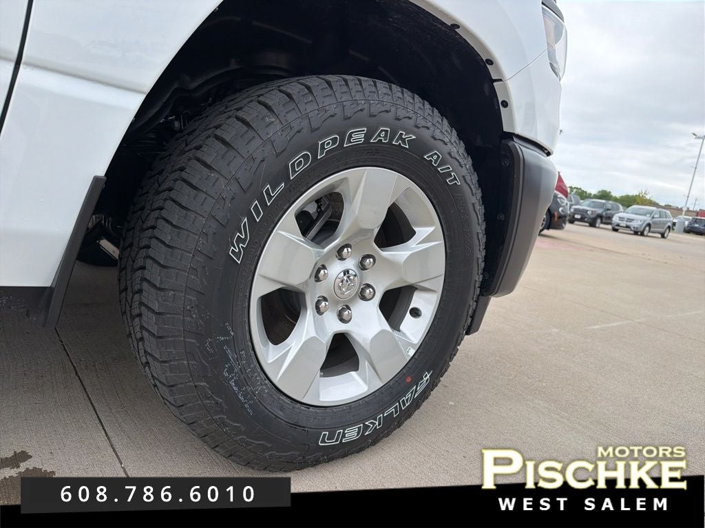 2025 RAM 1500 Tradesman Crew Cab 4x4 5'7' Box
