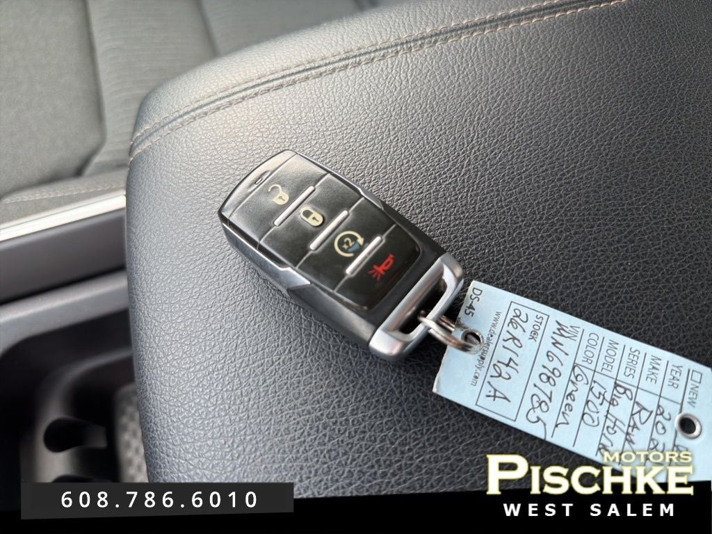 2021 RAM 1500 Big Horn Quad Cab 4x4 6'4' Box