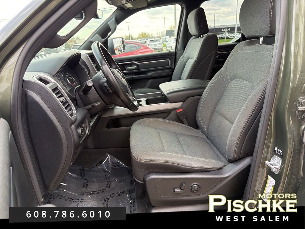 2021 RAM 1500 Big Horn Quad Cab 4x4 6'4' Box