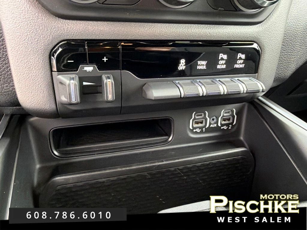 2022 RAM Ram 1500 Big Horn Crew Cab 4x4 5'7' Box