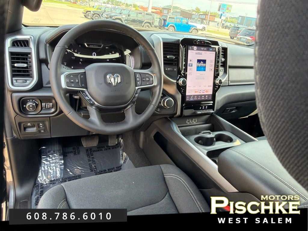 2025 RAM 1500 Big Horn Crew Cab 4x4 5'7' Box
