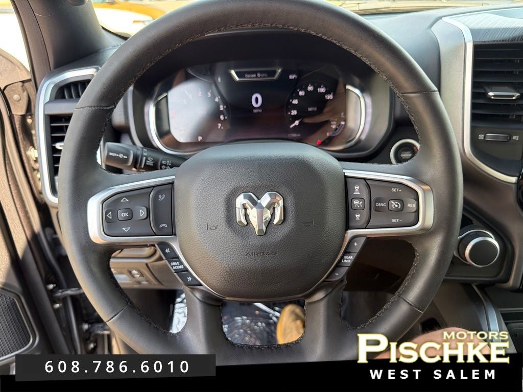 2025 RAM 1500 Big Horn Crew Cab 4x4 5'7' Box