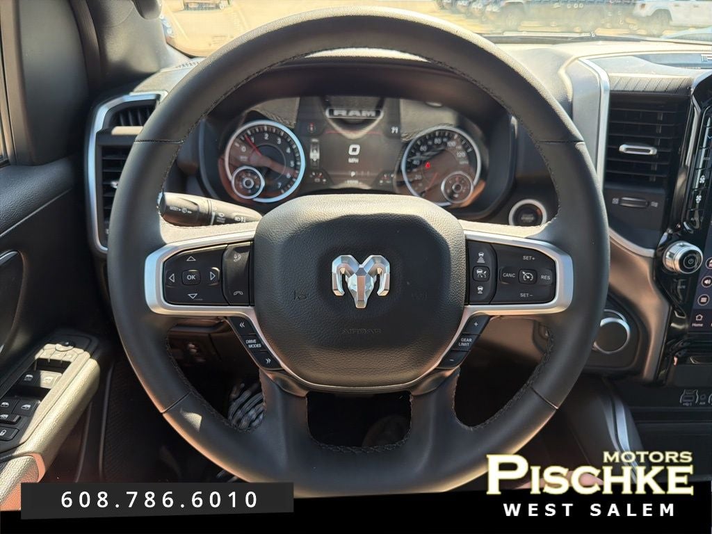 2025 RAM 1500 Big Horn Crew Cab 4x4 5'7' Box