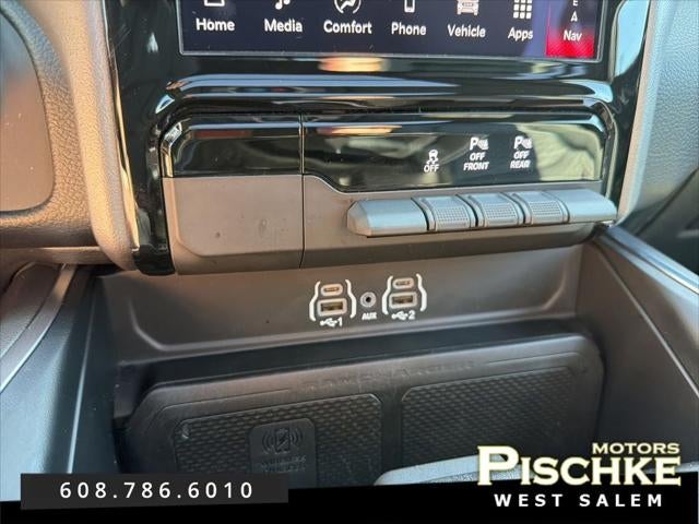 2025 RAM Ram 1500 Big Horn Crew Cab 4x4 5'7' Box