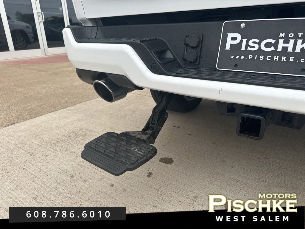 2025 RAM 1500 Lone Star Crew Cab 4x4 5'7' Box