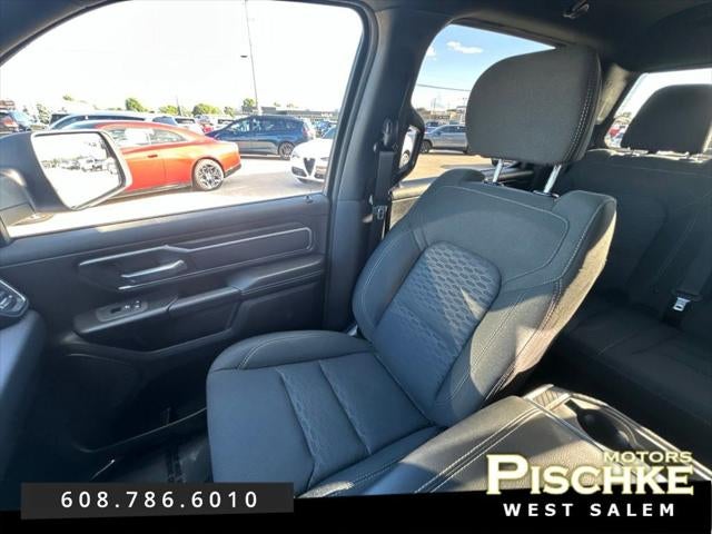 2025 RAM 1500 Big Horn Crew Cab 4x4 5'7' Box