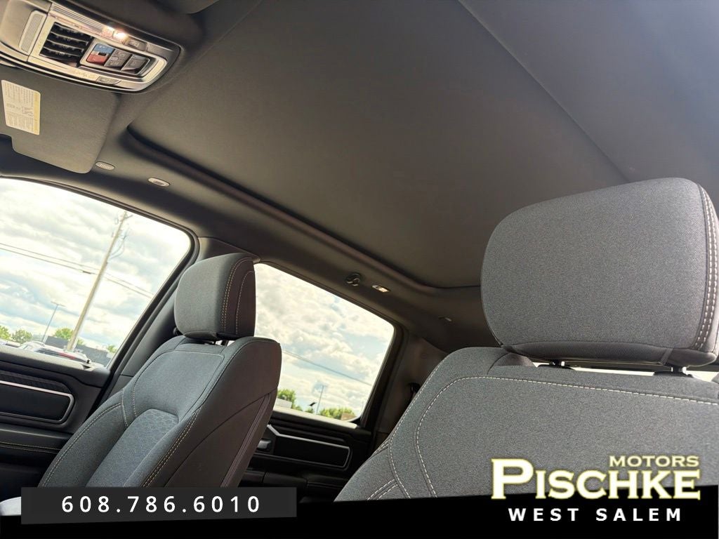 2025 RAM 1500 Big Horn Crew Cab 4x4 5'7' Box