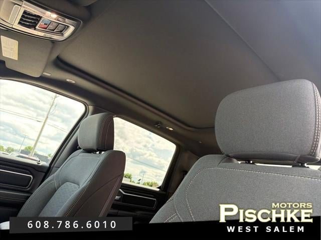 2025 RAM 1500 Big Horn Crew Cab 4x4 5'7' Box