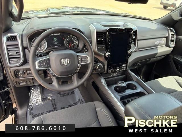 2025 RAM 1500 Big Horn Crew Cab 4x4 5'7' Box
