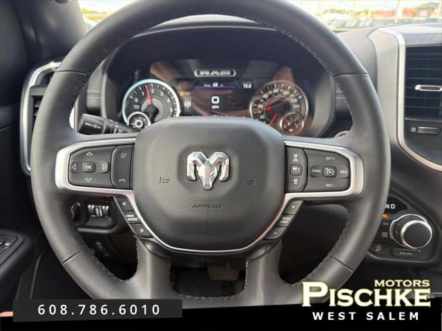 2025 RAM 1500 Big Horn Crew Cab 4x4 5'7' Box