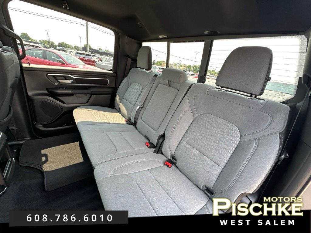 2025 RAM 1500 Big Horn Crew Cab 4x4 5'7' Box