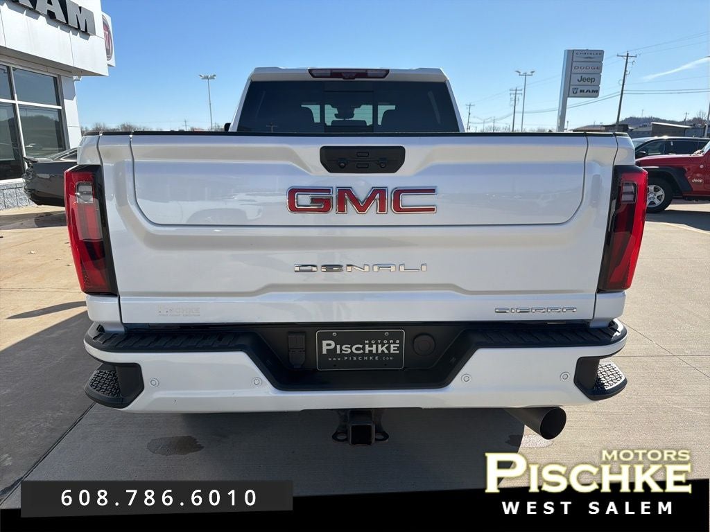 2024 GMC Sierra 2500HD 4WD Crew Cab Standard Bed Denali