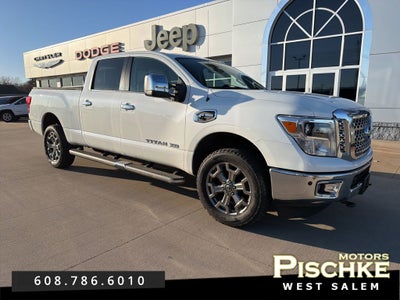 2019 Nissan TITAN XD SL Diesel