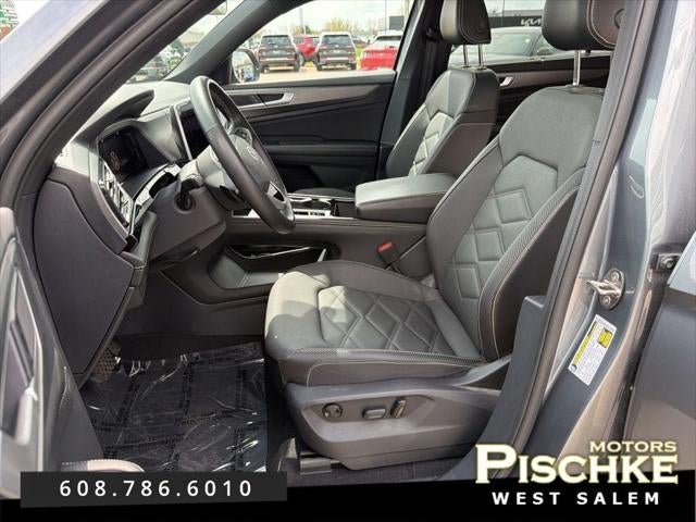 2024 Volkswagen Atlas Cross Sport 2.0T SE w/Technology