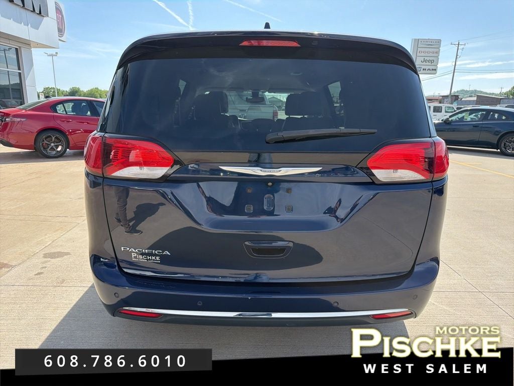 2017 Chrysler Pacifica Touring L