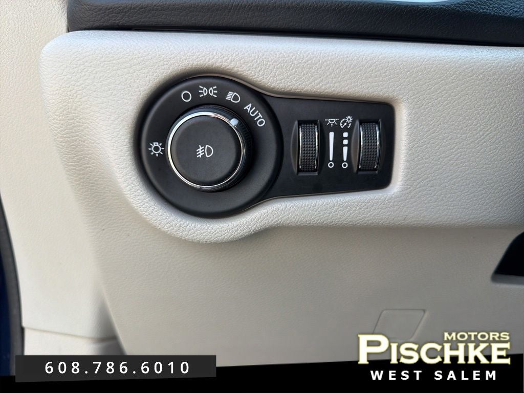 2017 Chrysler Pacifica Touring L