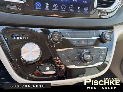 2017 Chrysler Pacifica Touring L