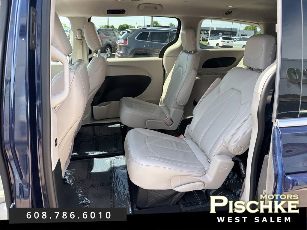2017 Chrysler Pacifica Touring L