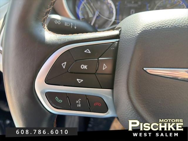 2017 Chrysler Pacifica Touring-L