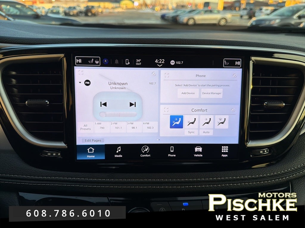 2024 Chrysler Pacifica Touring L