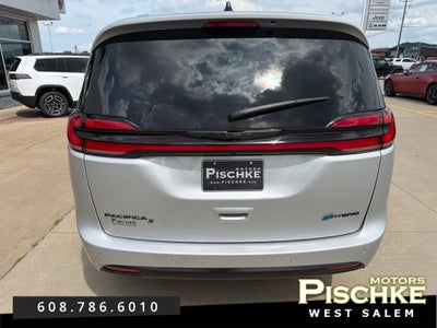2024 Chrysler Pacifica Hybrid Premium S Appearance Pkg