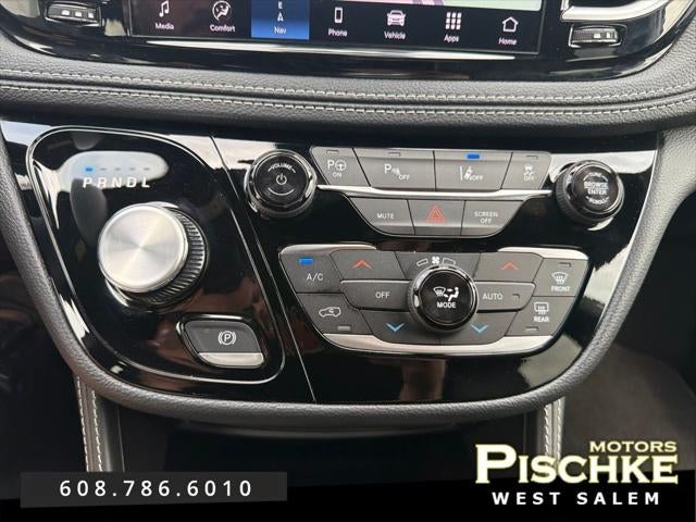 2024 Chrysler Pacifica Hybrid Premium S Appearance Pkg