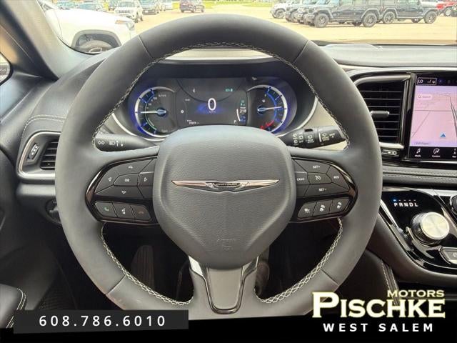 2024 Chrysler Pacifica Hybrid Premium S Appearance Pkg