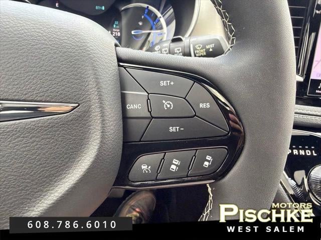 2024 Chrysler Pacifica Hybrid Premium S Appearance Pkg