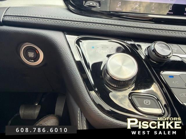 2024 Chrysler Pacifica Hybrid Premium S Appearance Pkg