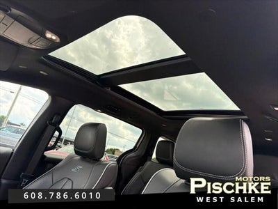 2024 Chrysler Pacifica Hybrid Premium S Appearance Pkg