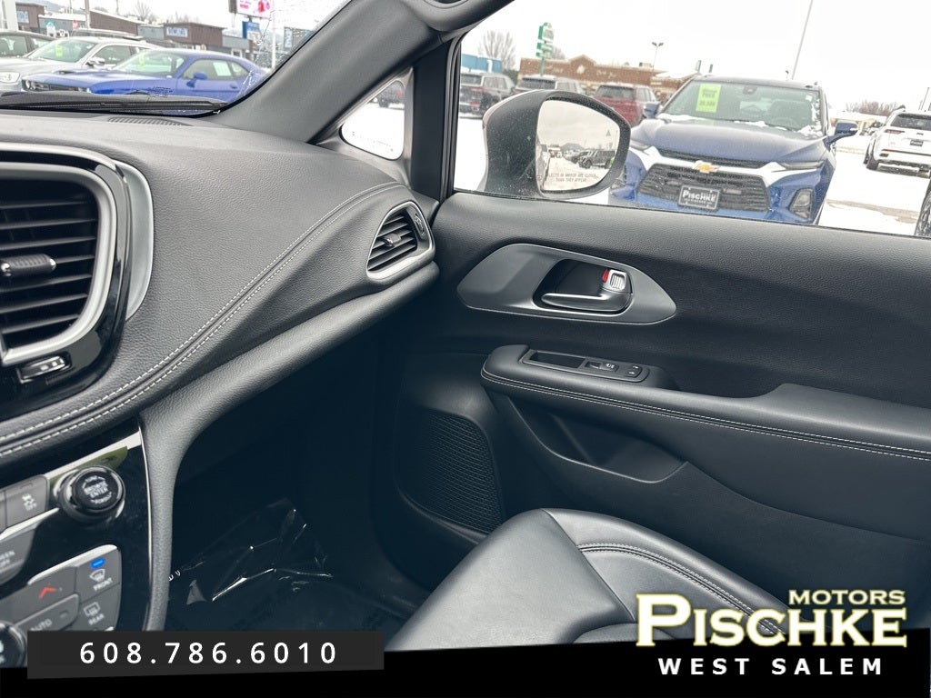 2023 Chrysler Pacifica Touring L AWD