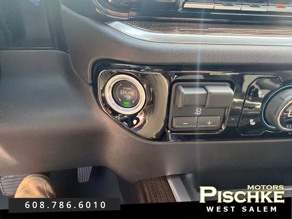 2025 Chevrolet Silverado 3500HD 4WD Crew Cab Standard Bed LT