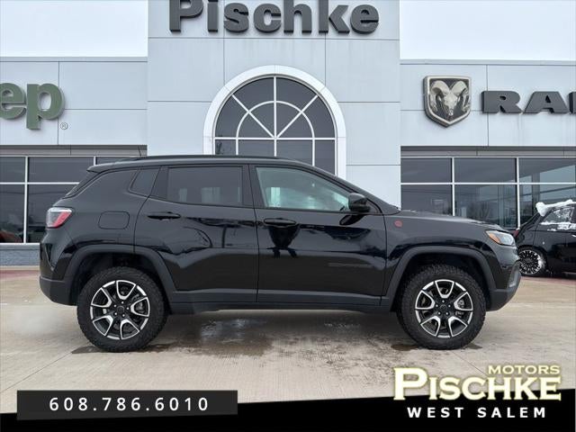 2025 Jeep Compass Trailhawk 4x4