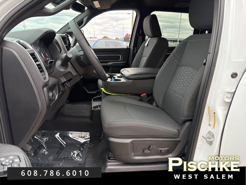 2025 RAM 2500 Big Horn Crew Cab 4x4 6'4' Box