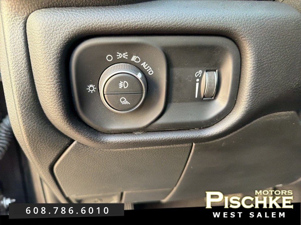 2025 RAM 2500 Big Horn Crew Cab 4x4 6'4' Box