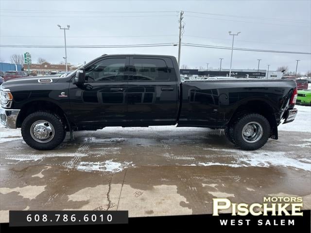2023 RAM 3500 Tradesman Crew Cab 4x4 8' Box