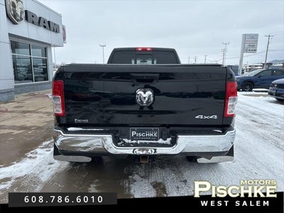 2023 RAM 3500 Tradesman Crew Cab 4x4 8' Box