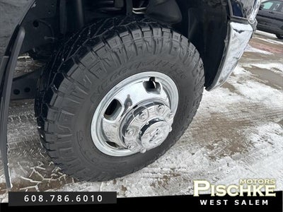 2023 RAM 3500 Tradesman Crew Cab 4x4 8' Box